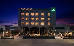 Lemon Tree Hotel,  3*