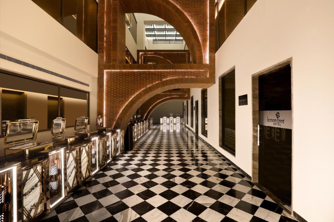 Lemon Tree Hotel, Hisār Buitenkant foto